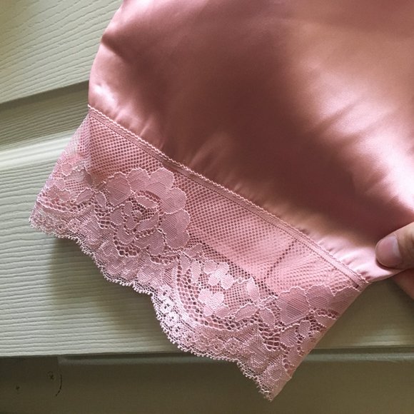 Pink Silk Robe - Picture 3 of 3